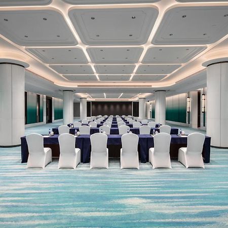 Xiamen International Seaside Hotel -Hotel Corridor Leads To The Stone Exhibition Hall Buitenkant foto