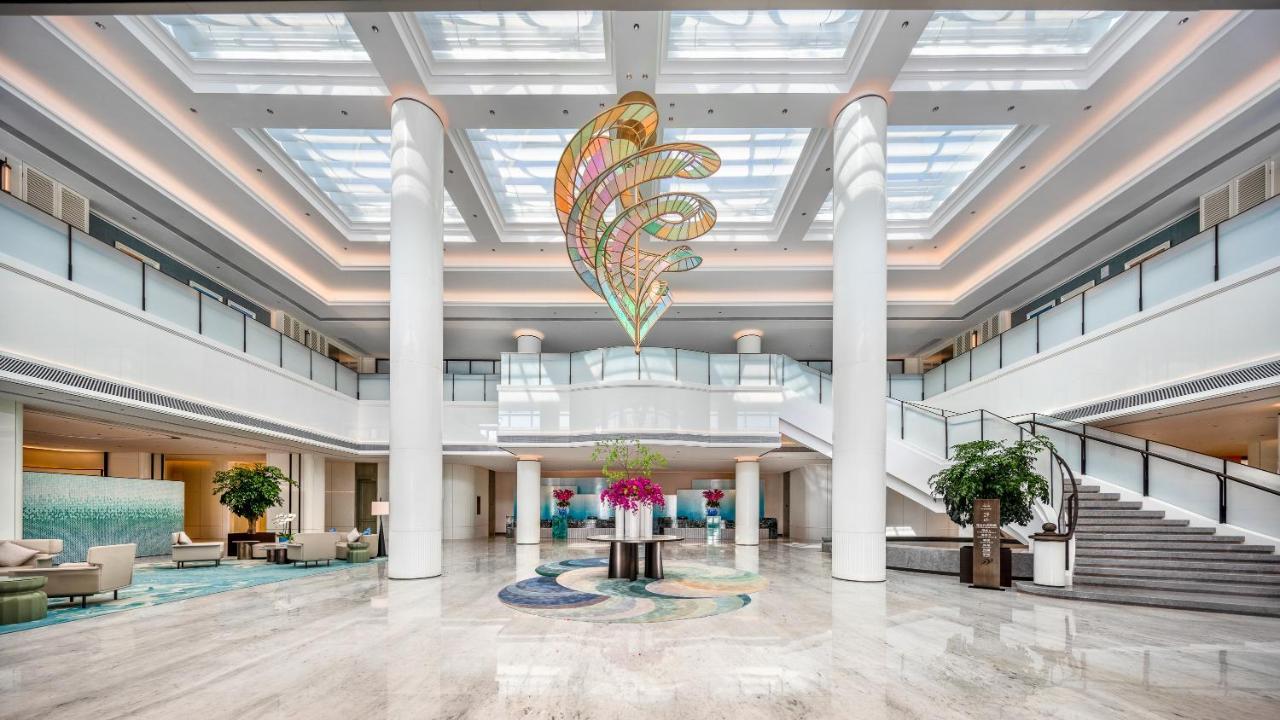 Xiamen International Seaside Hotel -Hotel Corridor Leads To The Stone Exhibition Hall Buitenkant foto