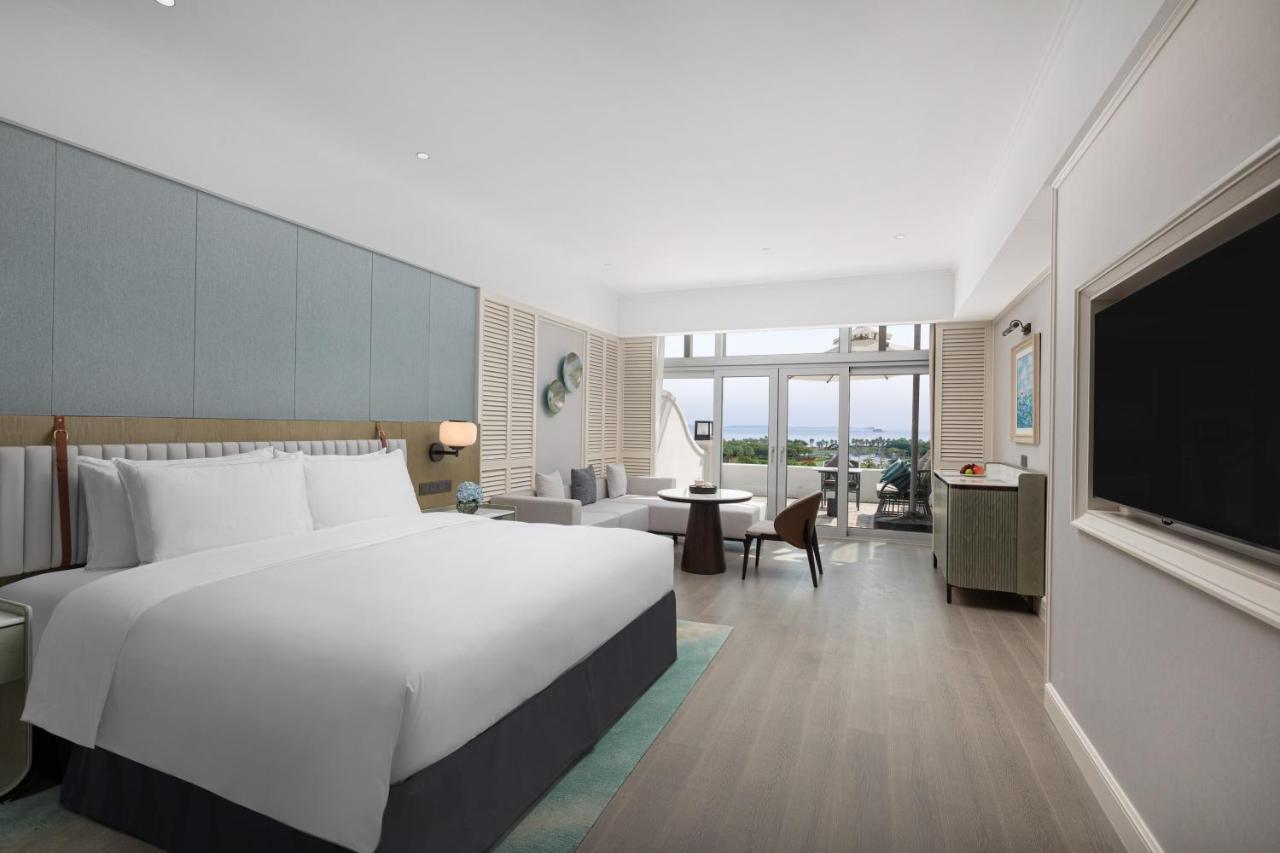 Xiamen International Seaside Hotel -Hotel Corridor Leads To The Stone Exhibition Hall Buitenkant foto
