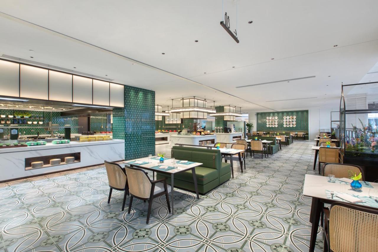 Xiamen International Seaside Hotel -Hotel Corridor Leads To The Stone Exhibition Hall Buitenkant foto